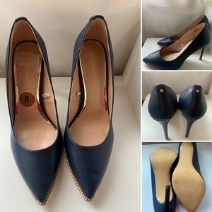 - - BCBGeneration Hallix Chain detail Pumps